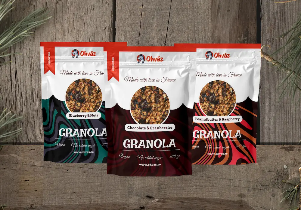 Packaging de 3 sachets de Granola, aux parfums différents.